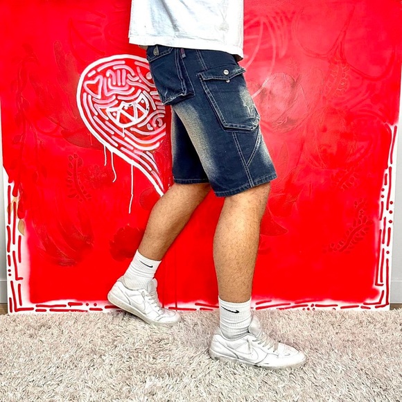 Y2K Cargo Jorts!!! - Picture 7 of 8